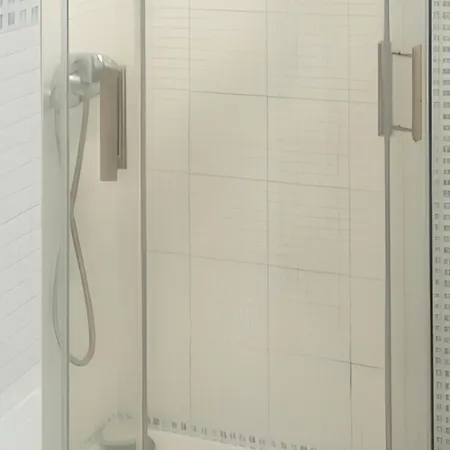 De 2 A Cyr Sur A 200 M De La Avec Terrasse Et Wifi Appartement *